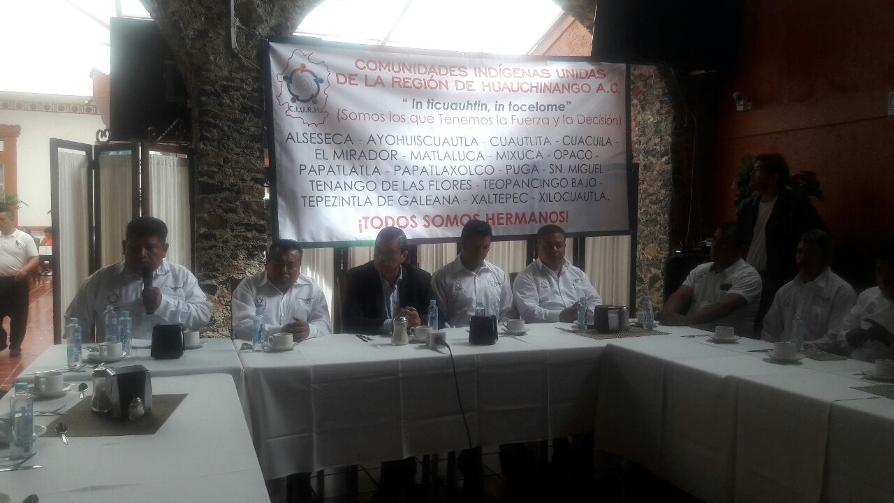 Alpizar se reúne con autoridades; busca candidatura en Huauchinango