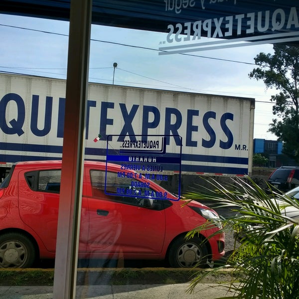 Trabajadores de Paquetexpress se van a paro y exigen seguridad