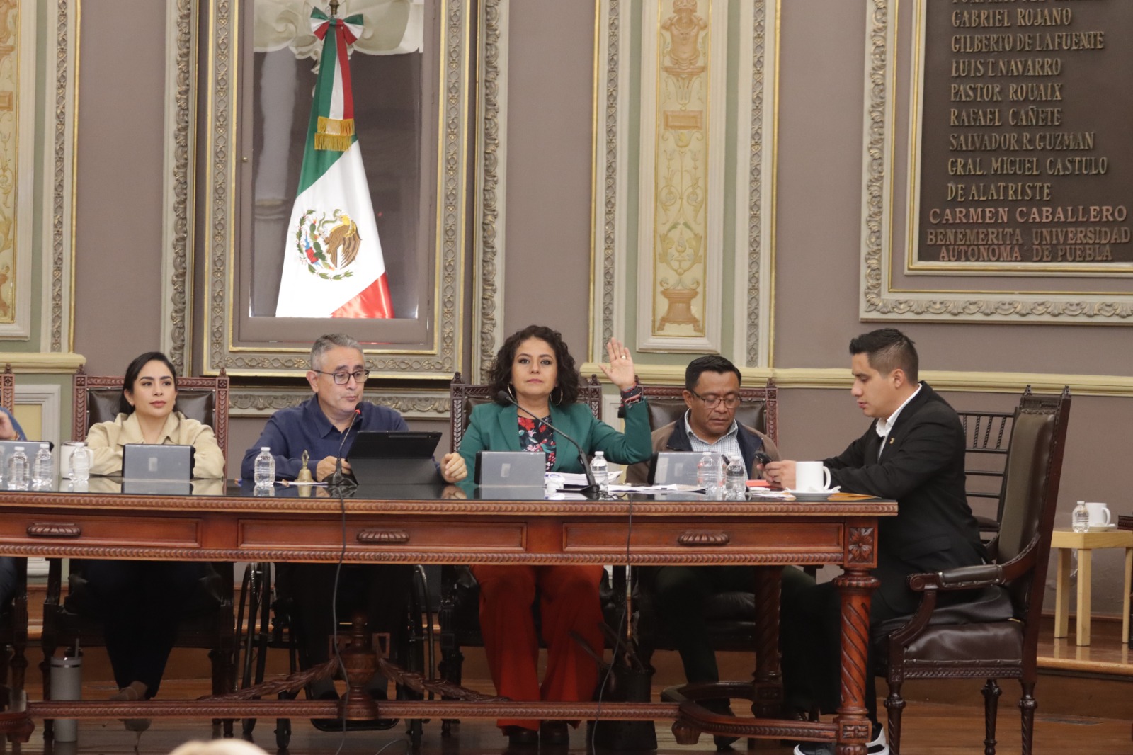 Convoca Comisión Permanente del Congreso a sesiones a la LXII y LXI Legislatura