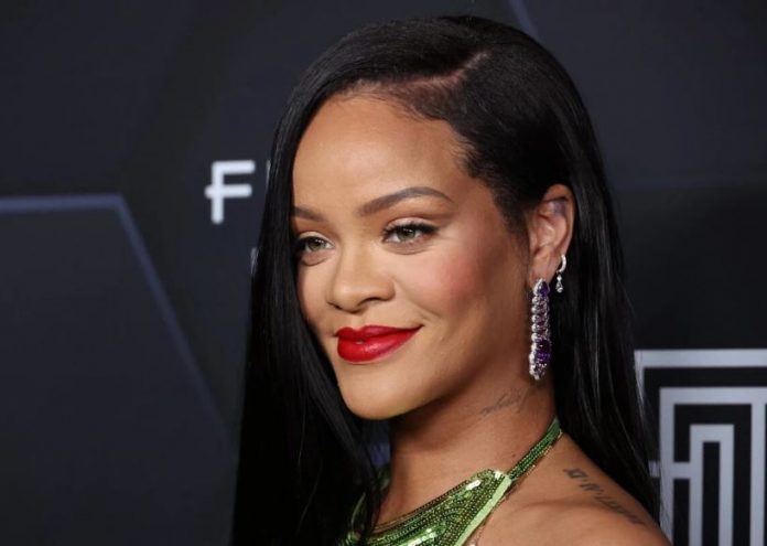 Rihanna estará en el medio tiempo del show del Super Bowl
