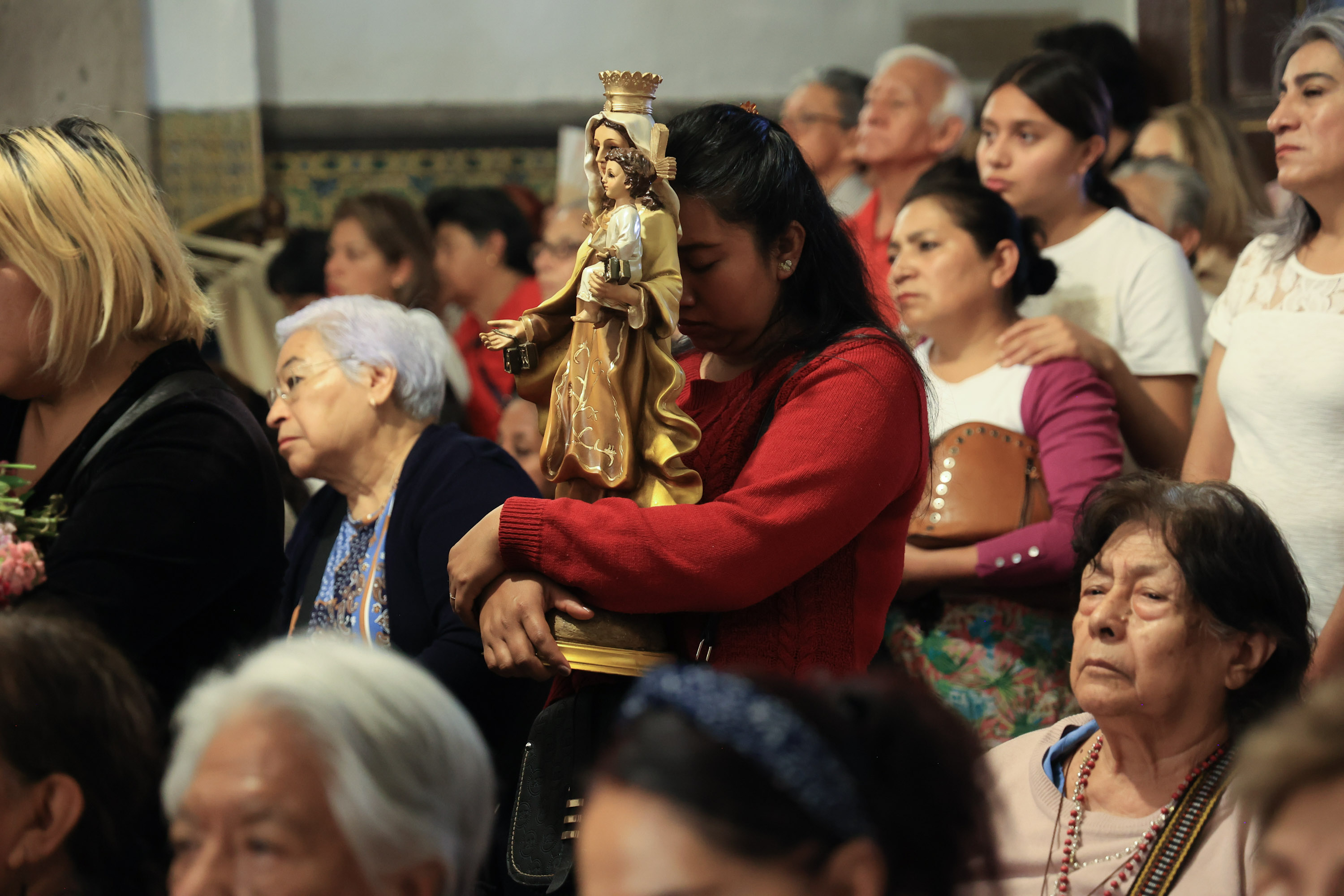 VIDEO Miles de poblanos asisten a la fiesta de la Virgen del Carmen