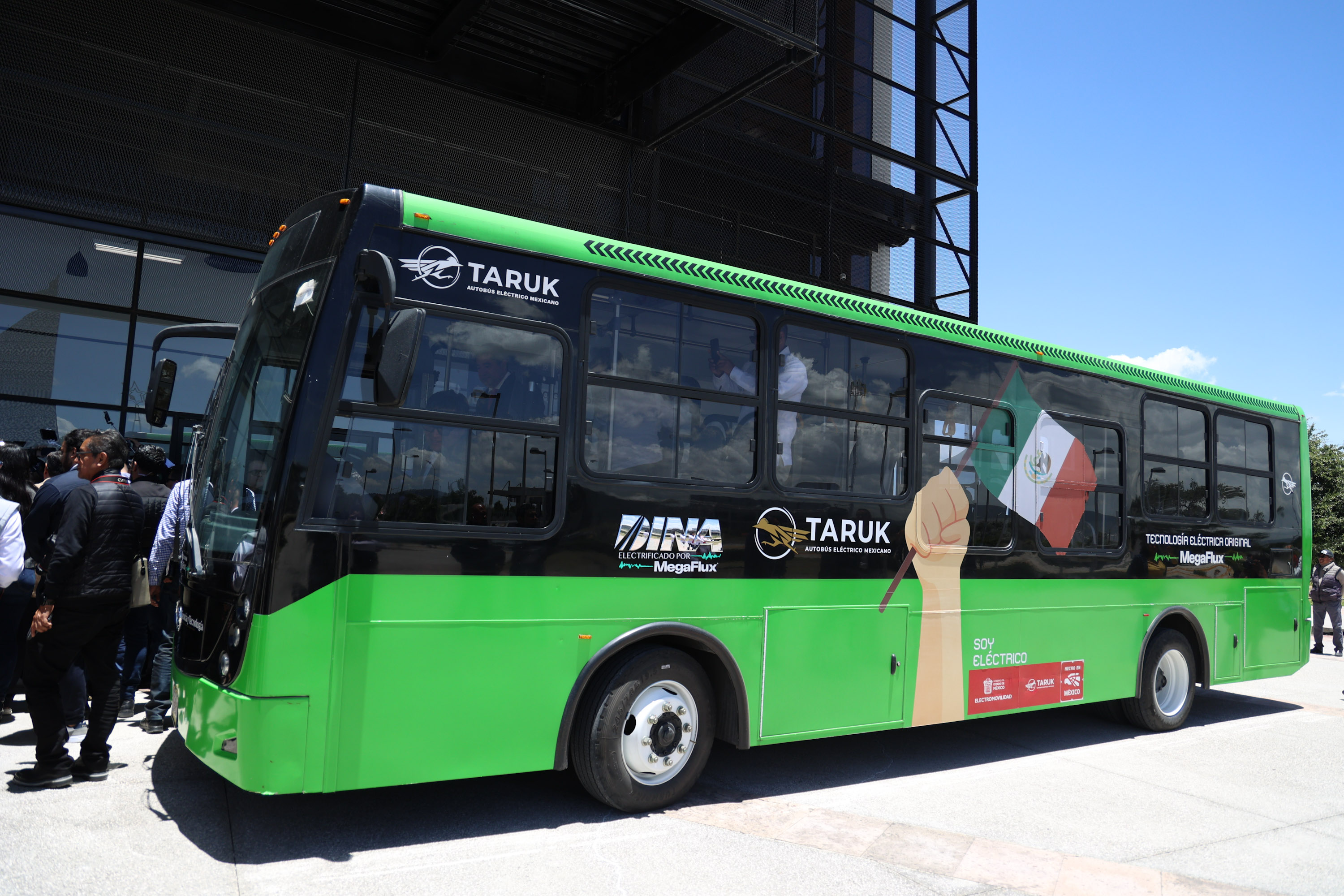 VIDEO Puebla incorpora 20 unidades del autobús eléctrico Taruk