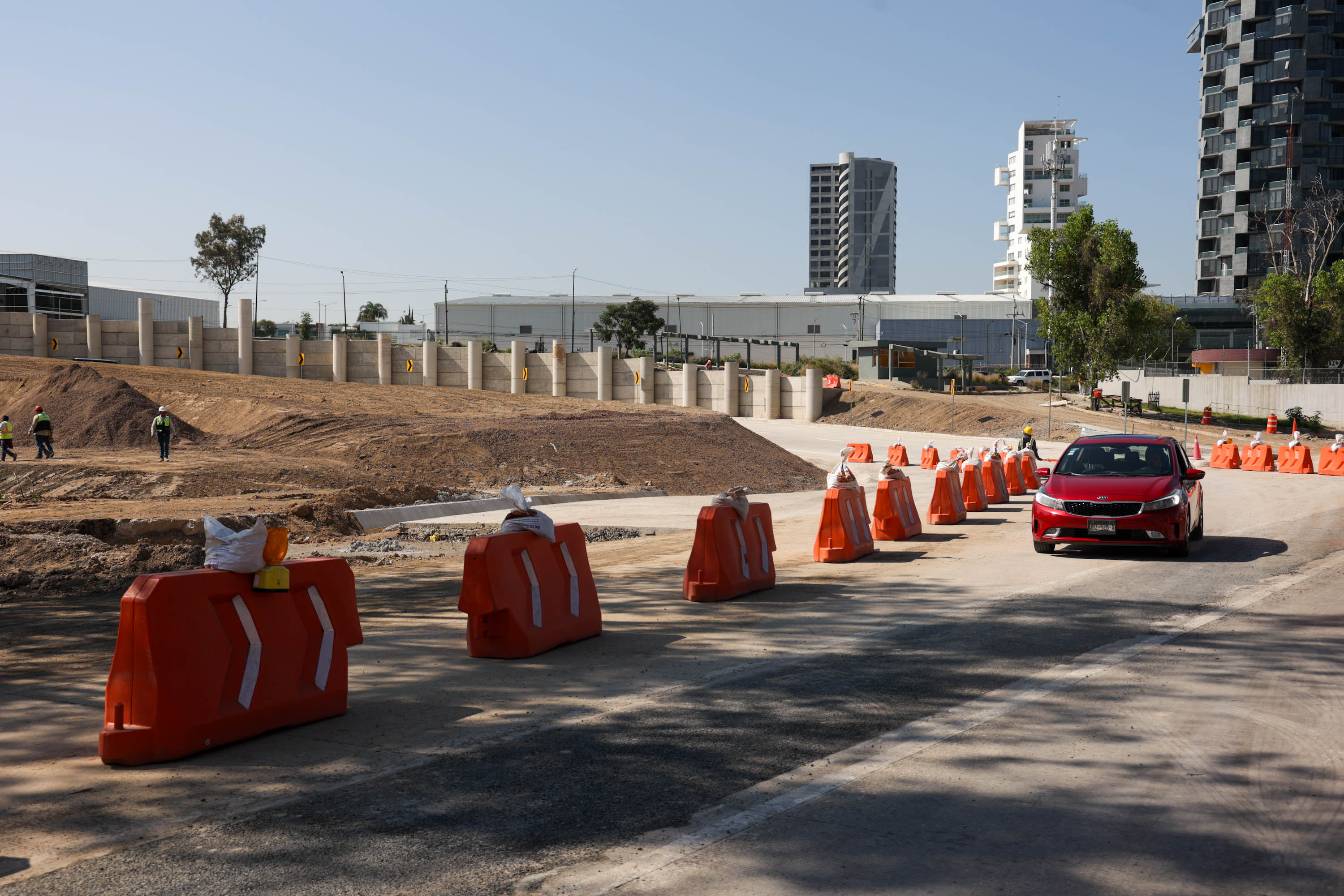 Habrá cierre por reducción de carriles centrales en la Vía Atlixcáyotl