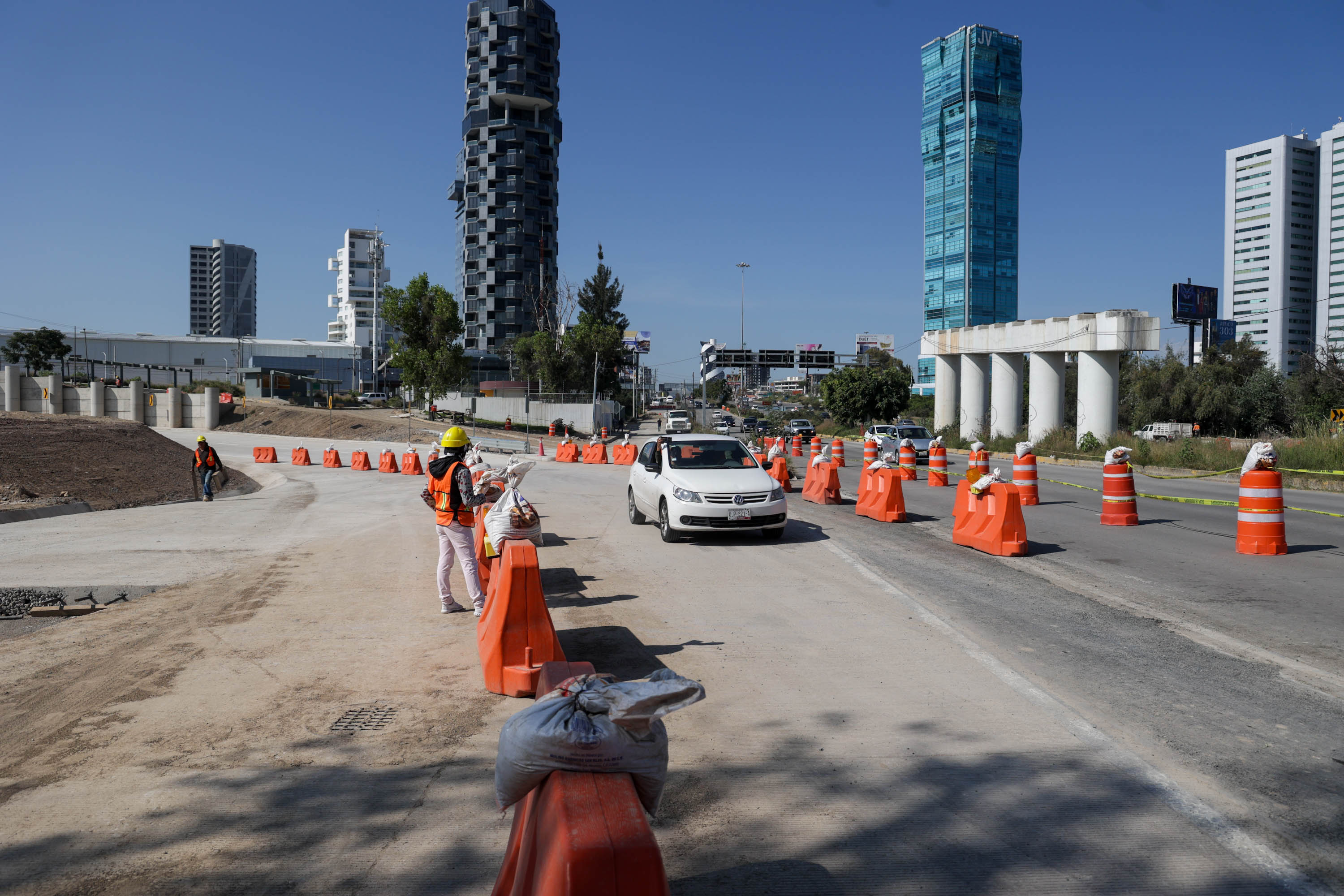 Ojo: se mantiene cierre intermitente nocturno en la Vía Atlixcáyotl