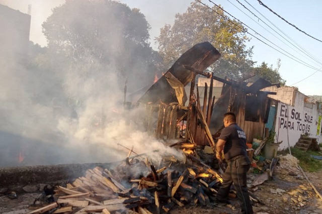 Murió intentando apagar incendio en su casa en Tehuacán