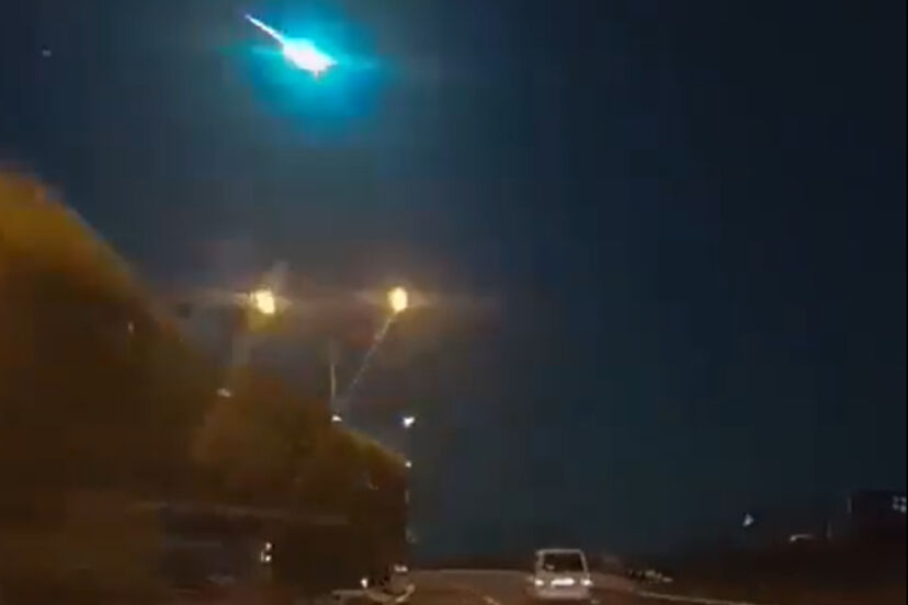 VIDEO Meteorito tiñe de verde cielo de Turquía