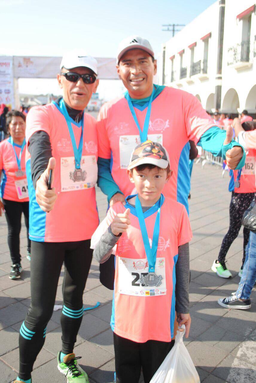 Cientos participan en Carrera de la Mujer y Familia en Huejotzingo