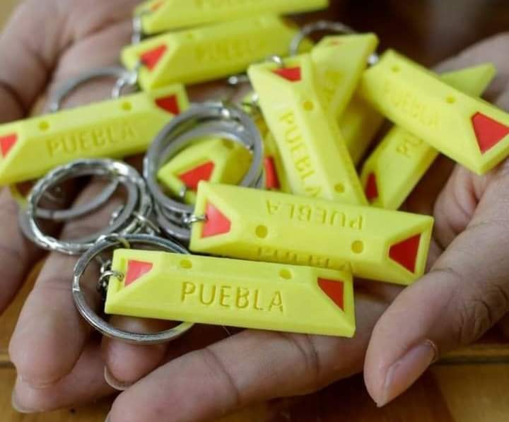 Vergüenza u orgullo poblano: crean llavero de ciclovía