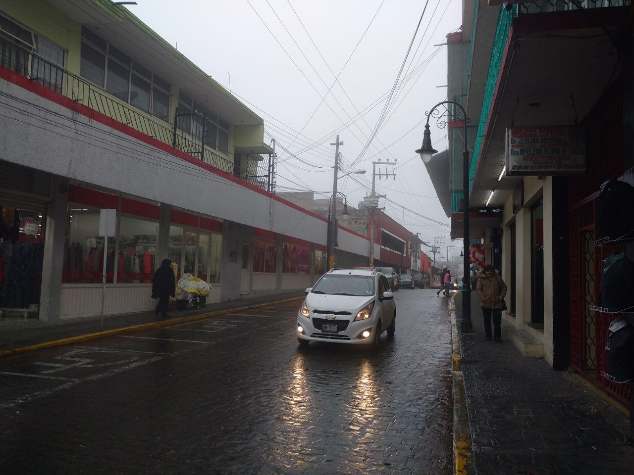 A pesar del frío, habitantes no usan albergue en Huauchinango