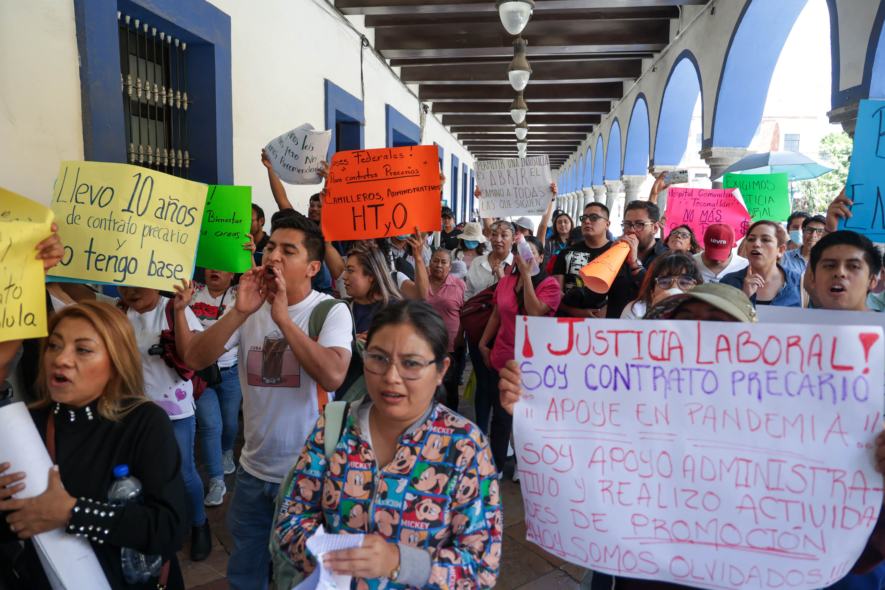 Trabajadores de la salud vuelven a exigir bases del IMSS-Bienestar en Puebla