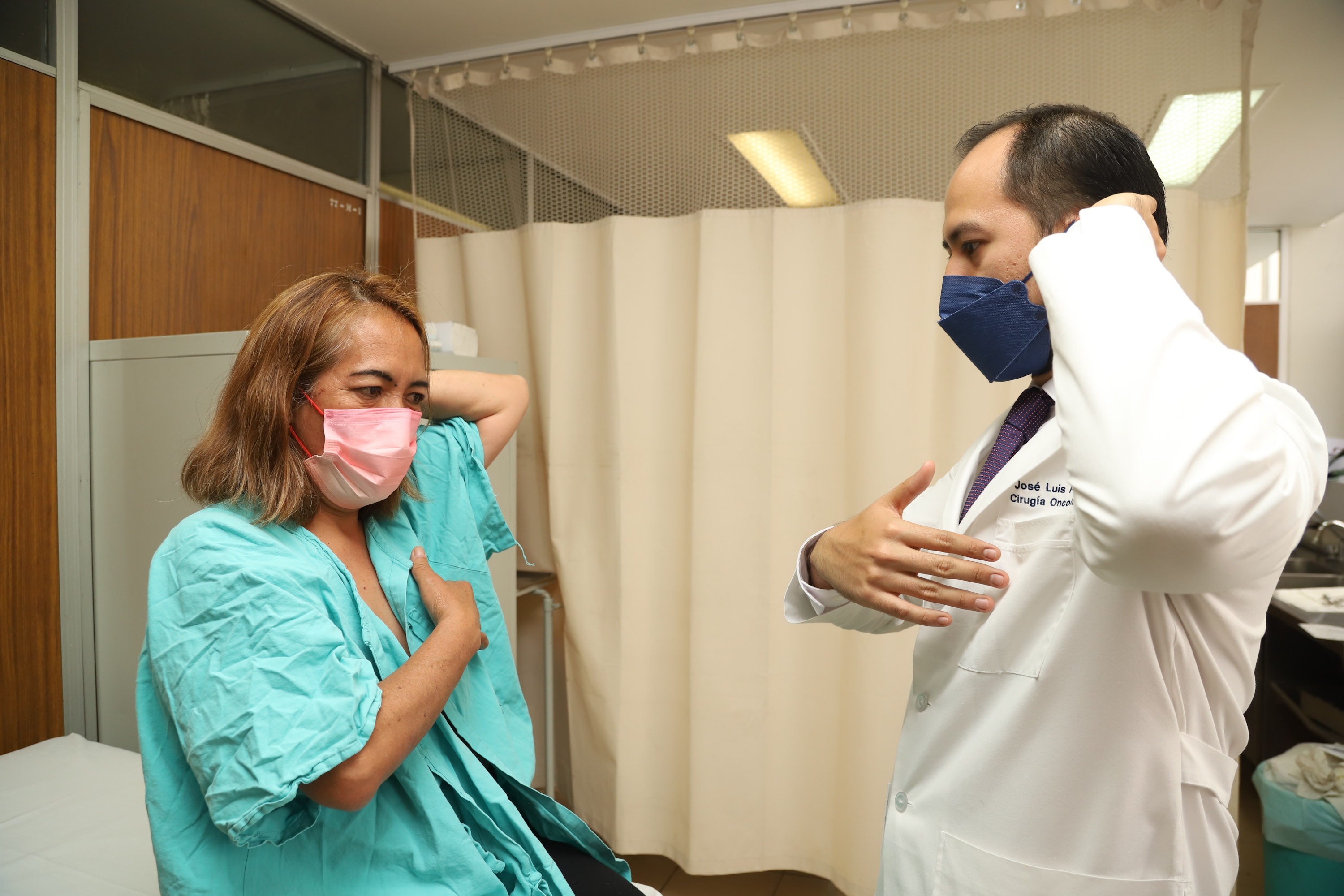 VIDEO El IMSS invita a la autoexploración en el cáncer de mama