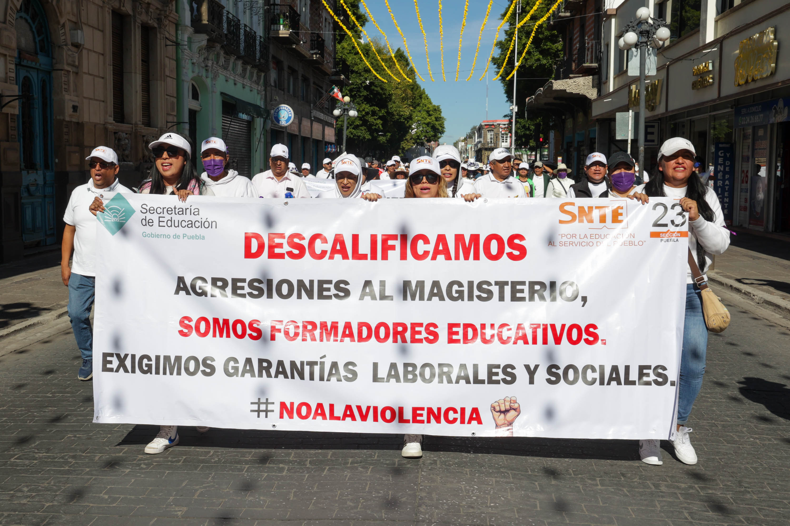 VIDEO Personal del SNTE 23 marcha por la paz