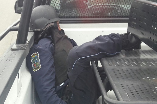 Trasladan a Puebla al policía sobreviviente de ataque en Teziutlán