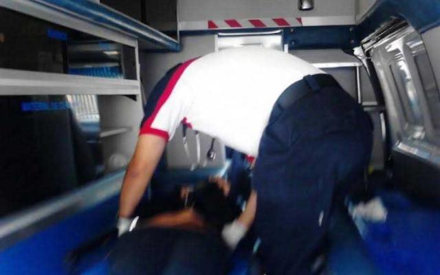 Resulta herido tras caer de transporte colectivo en V. Carranza