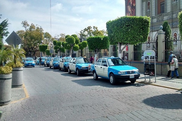 Taxista intenta abusar de una mujer en Izúcar