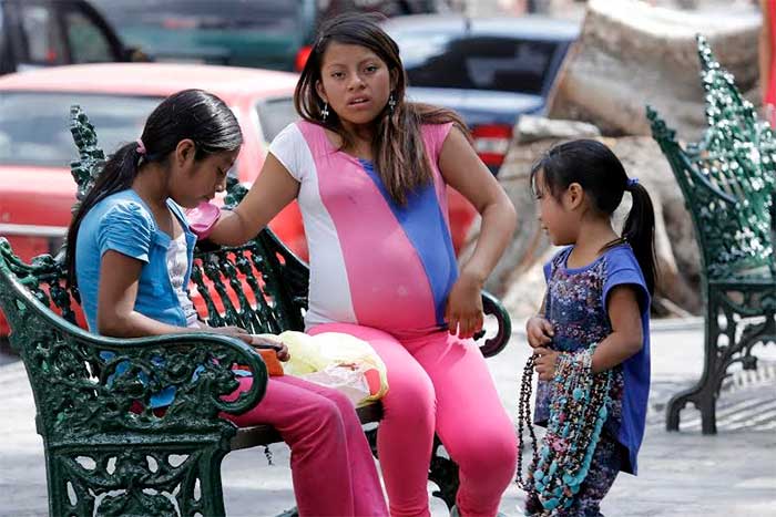 Registran mil 800 embarazos de adolescentes en Tehuacán