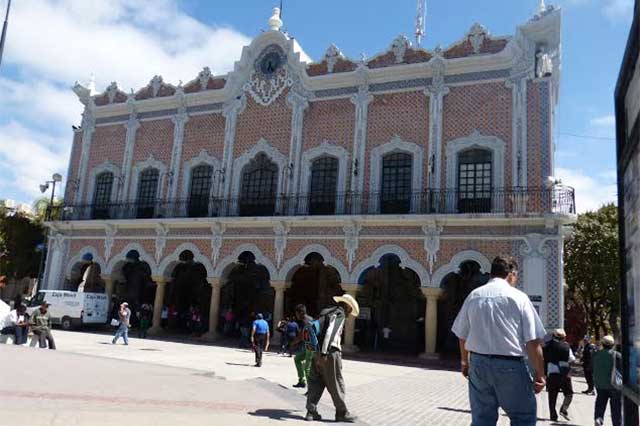 Buscan 200 afiliarse al sindicato del ayuntamiento de Tehuacán 