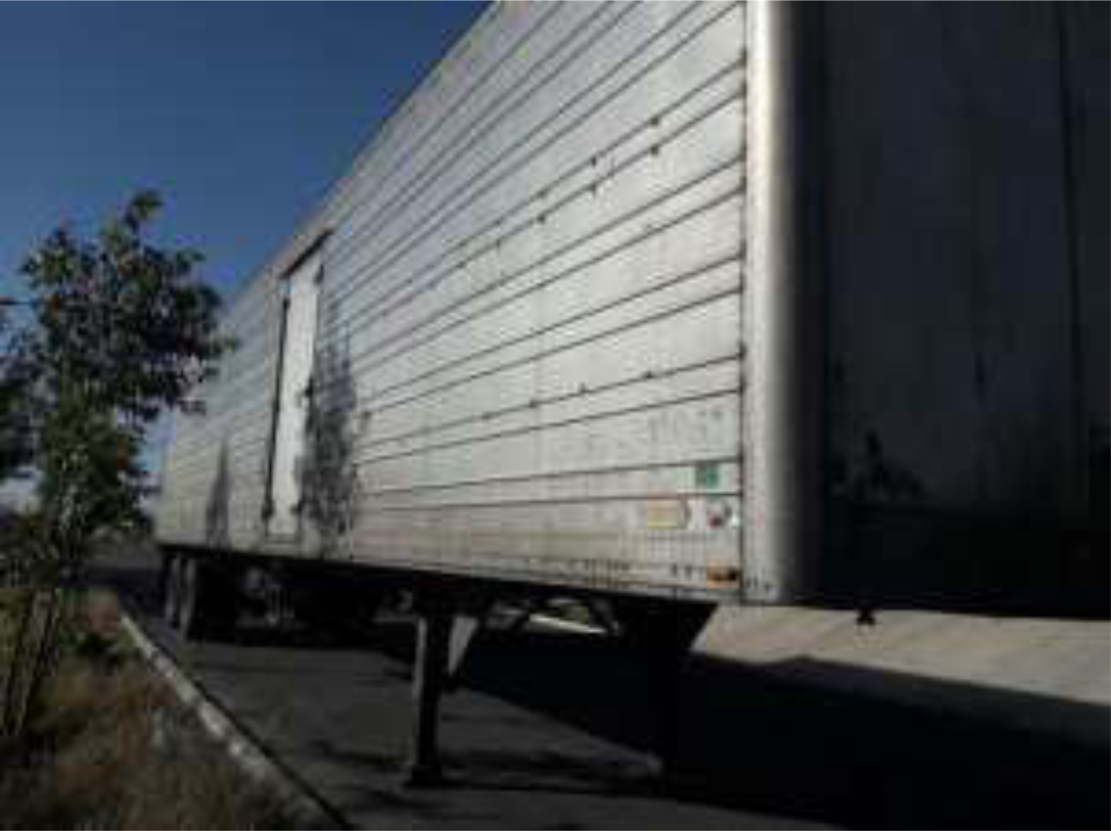 SSP recupera 2 vehículos y cajas secas con reporte de robo