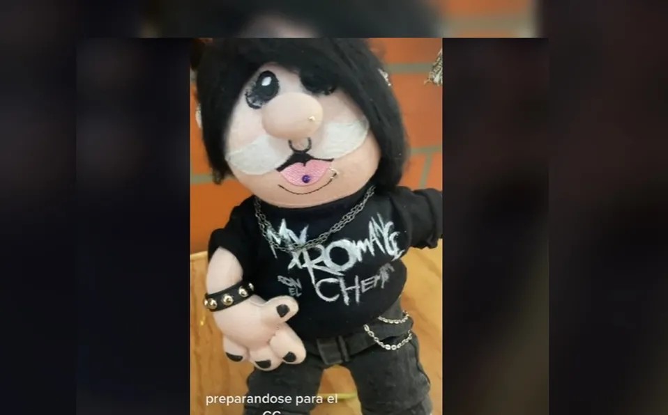 VIDEO Fans de My Chemical Romance alistan peluche