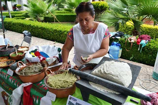 Exigirán tarjeta sanitaria a vendedores en festejos de Tehuacán