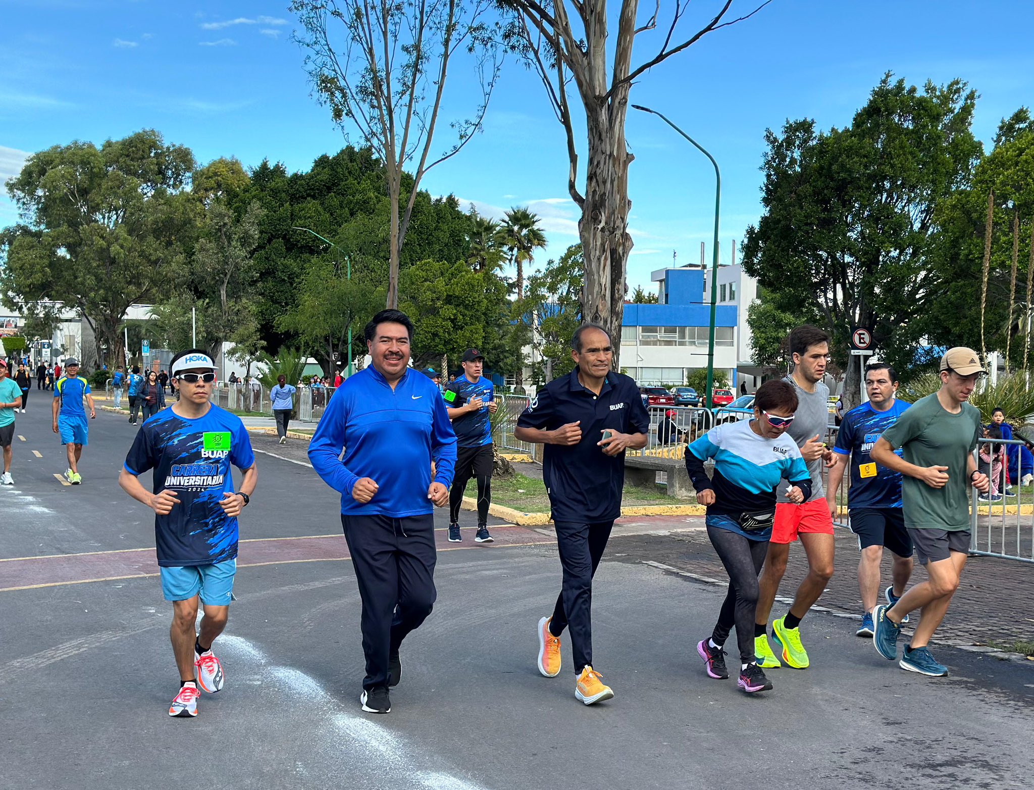 Hasta 30 mil atletas participaron en la Carrera Universitaria 2024