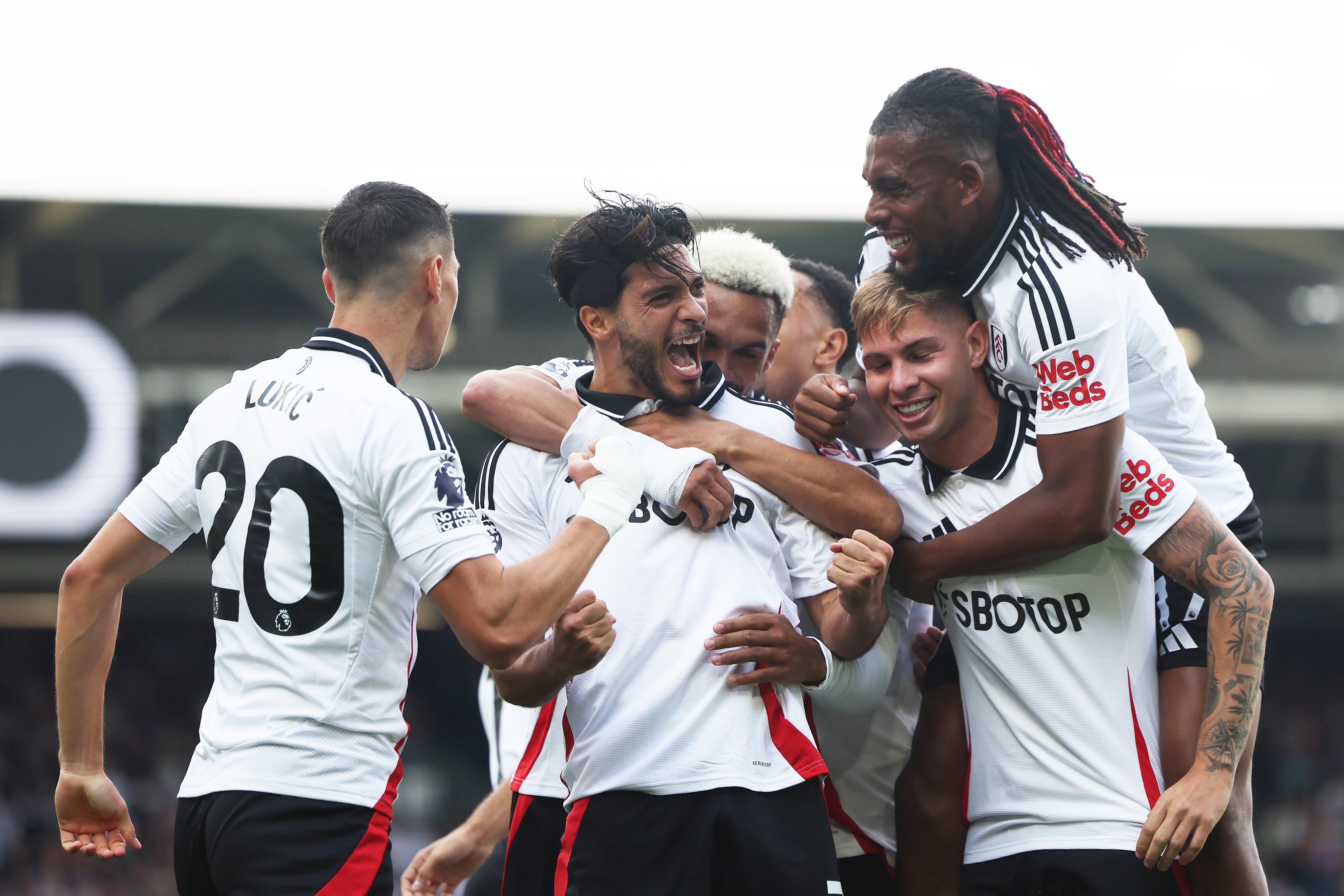 VIDEO Raúl Jiménez está encendido y vuelve a marcar con el Fulham