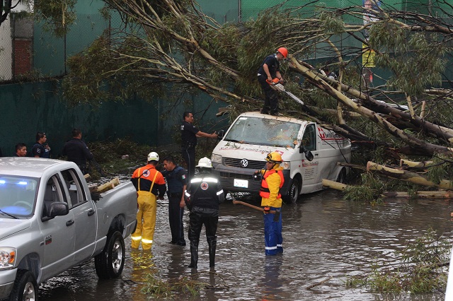 Confía Leoncio Paisano que Gali Fayad priorizará mejora del Camino Real a Cholula