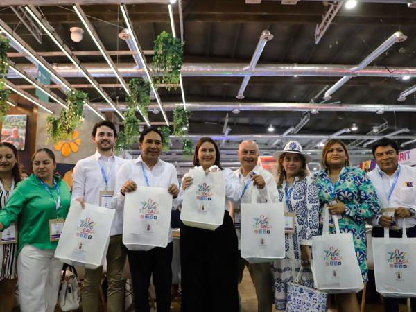 Puebla obtiene premios de turismo; presenta sus atractivos y atiende citas de negocios