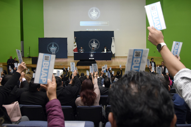 Aprueba Consejo Universitario Tercer Informe de de la rectora Lilia Cedillo