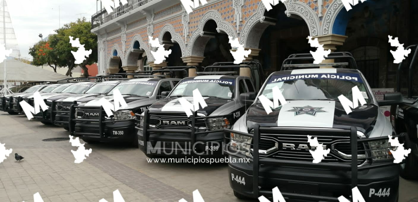 Llegan 12 patrullas a Tehuacán