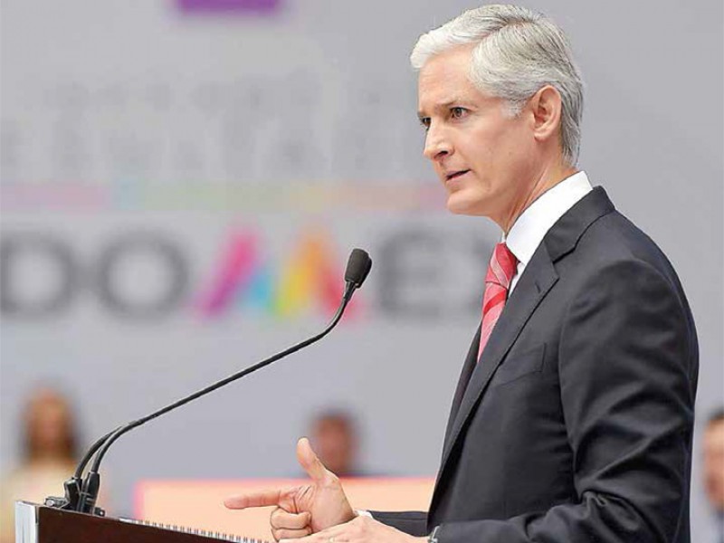 Compás de espera en la política: expectativas y frustraciones