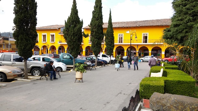 Prohíben bebidas alcohólicas por plebiscitos en Tlatlauquitepec