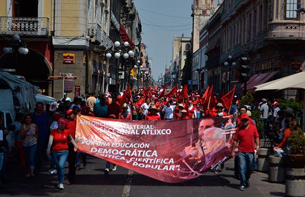 Marcharán maestros antorchistas este 1 de Mayo