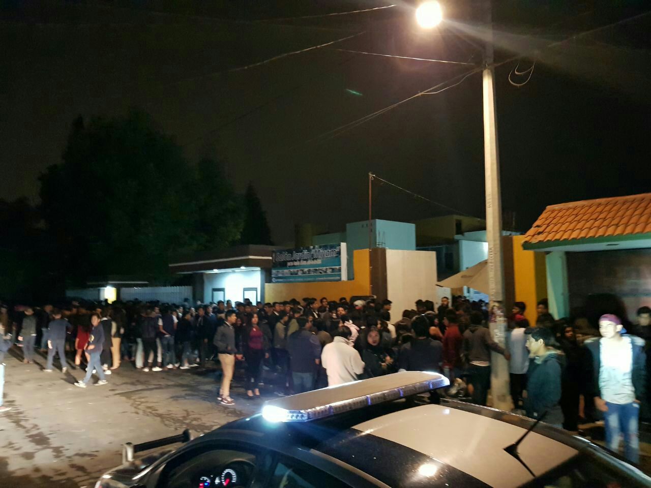 Clausuran salón social en Cholula por venta de alcohol a menores