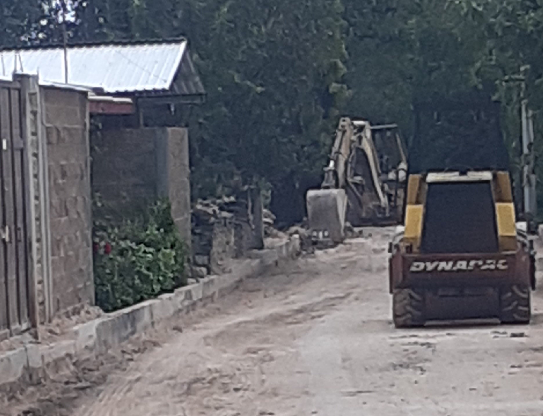 Avanza adoquinado de vialidades de Atexcal