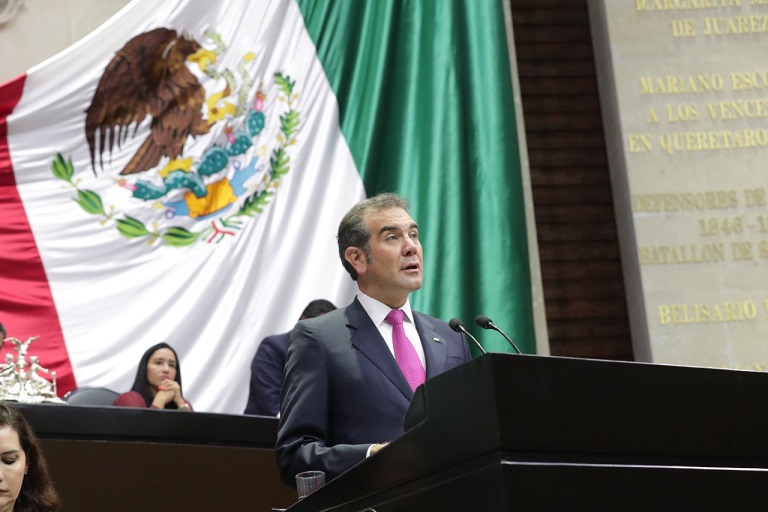 Defiende Córdova presupuesto del INE ante diputados federales