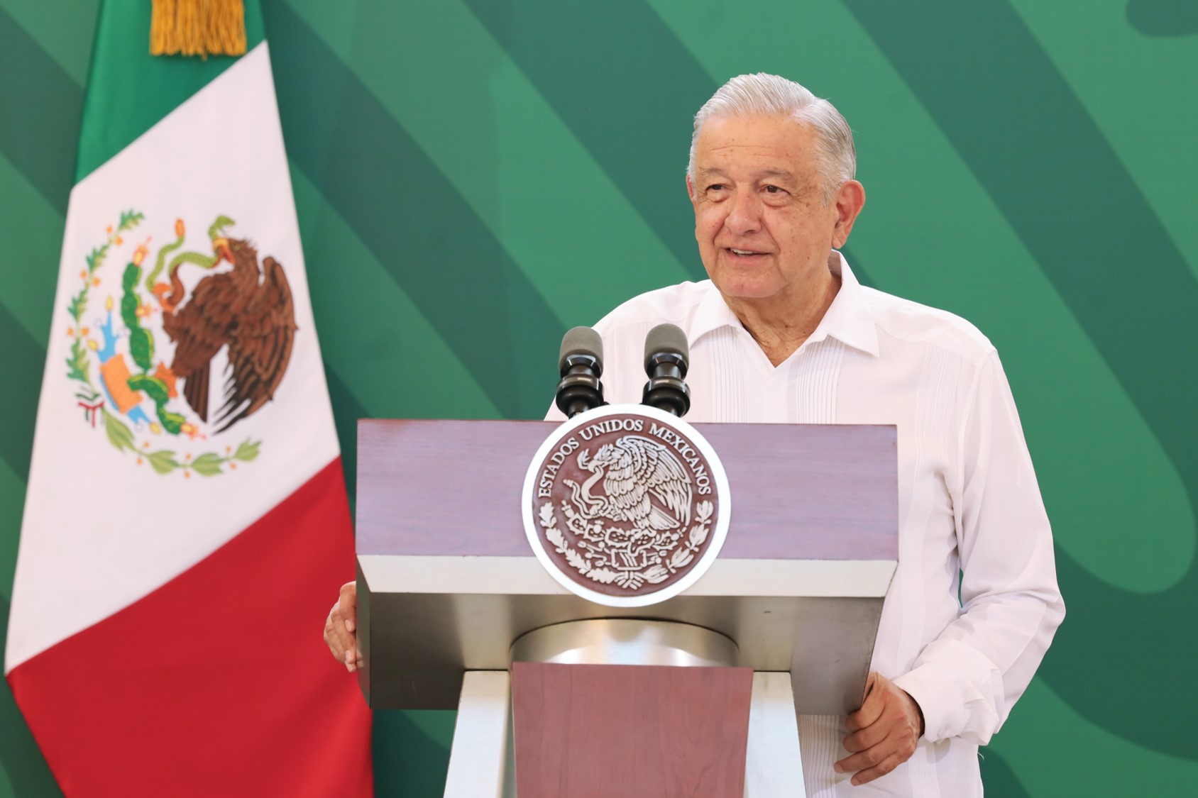 Andrés Manuel López Obrador da positivo por COVID-19