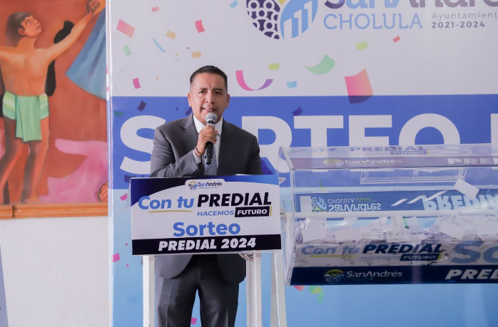 Presenta ayuntamiento de San Andrés a ganadores del Sorteo Predial 2024