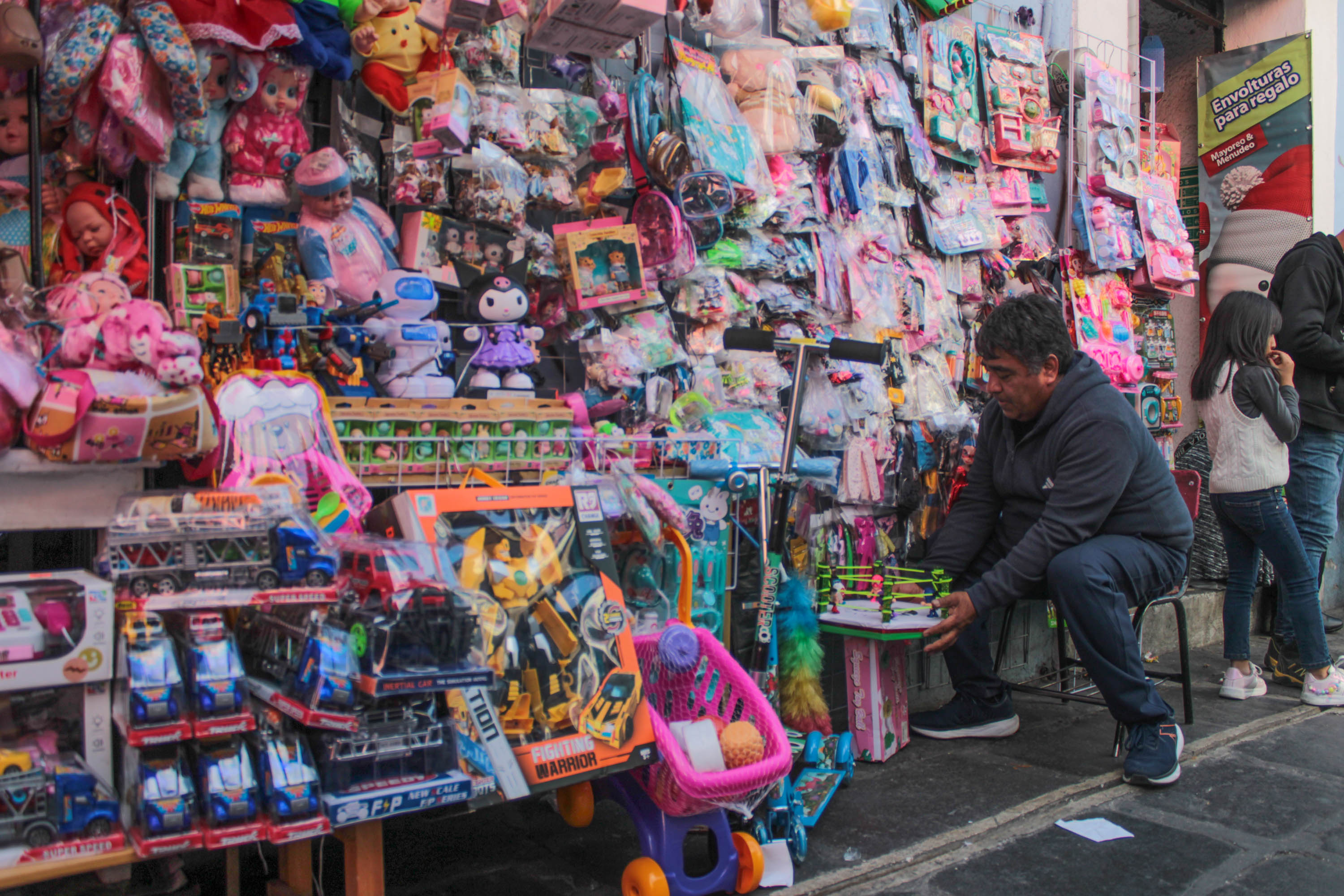 Recomiendan a los Reyes Magos regalar juguetes que ayuden al desarrollo psicomotor