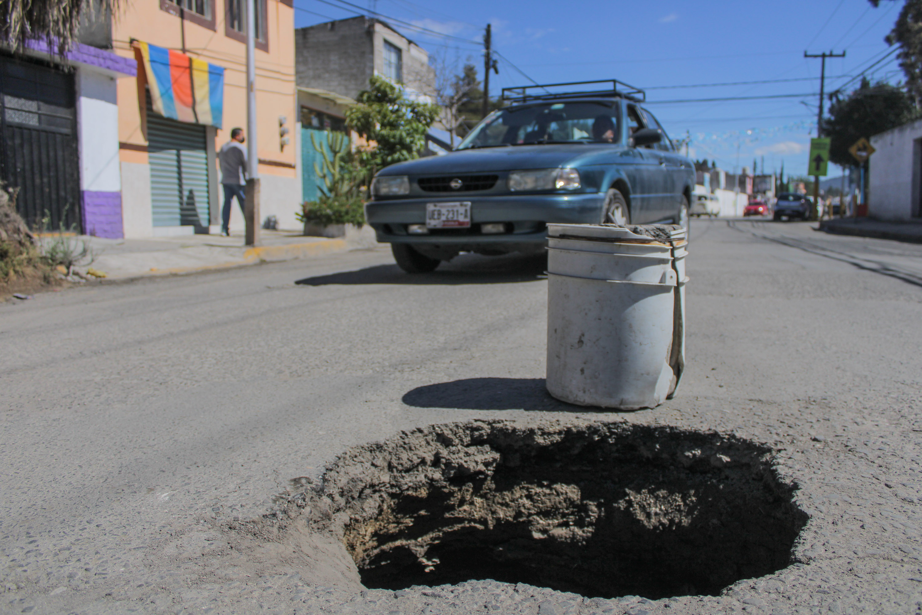 VIDEO Se forma socavón en la Colonia Los Álamos