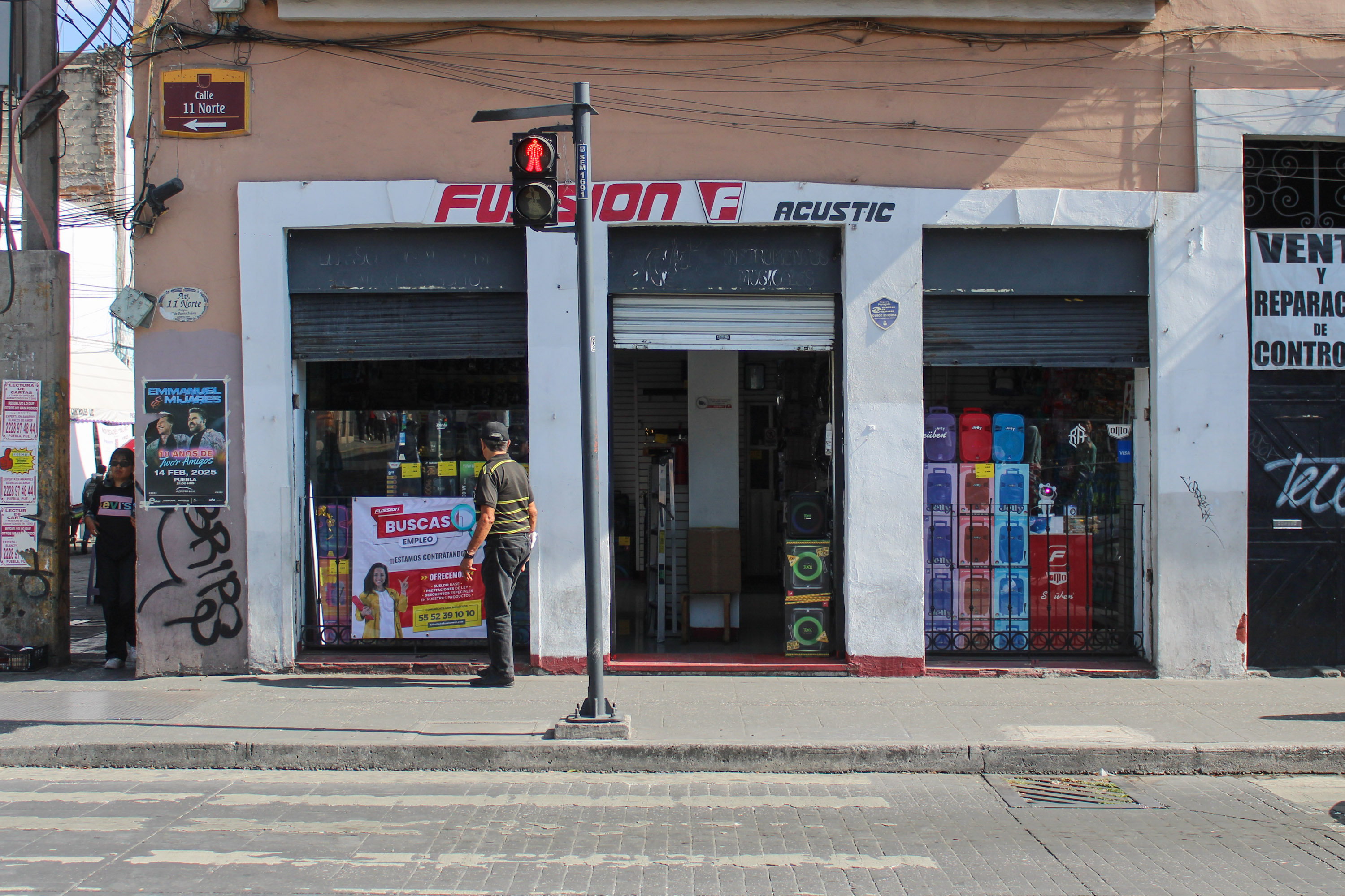 VIDEO Dan cortinazo a negocio del Centro Histórico de Puebla