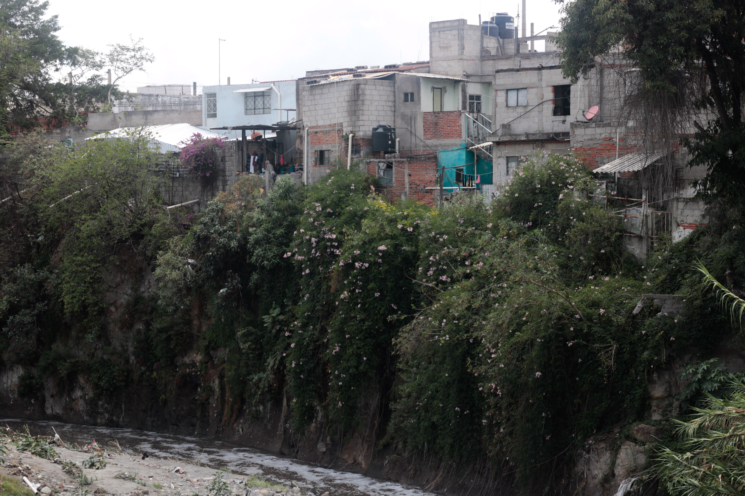 VIDEO Hasta 45 puntos existen con riesgo de inundación en Puebla