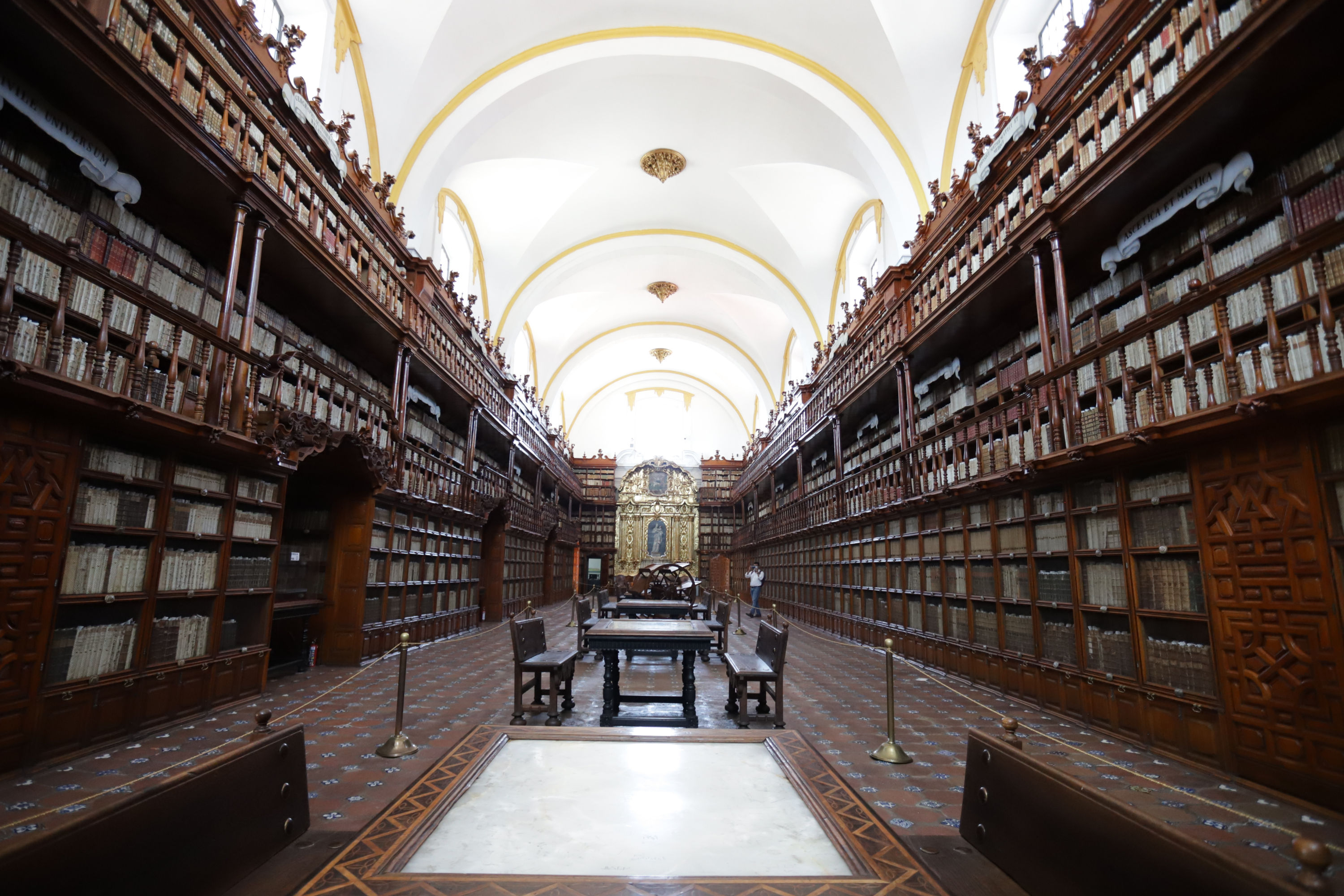 Conciertos causaron daños en la Biblioteca Palafoxiana 