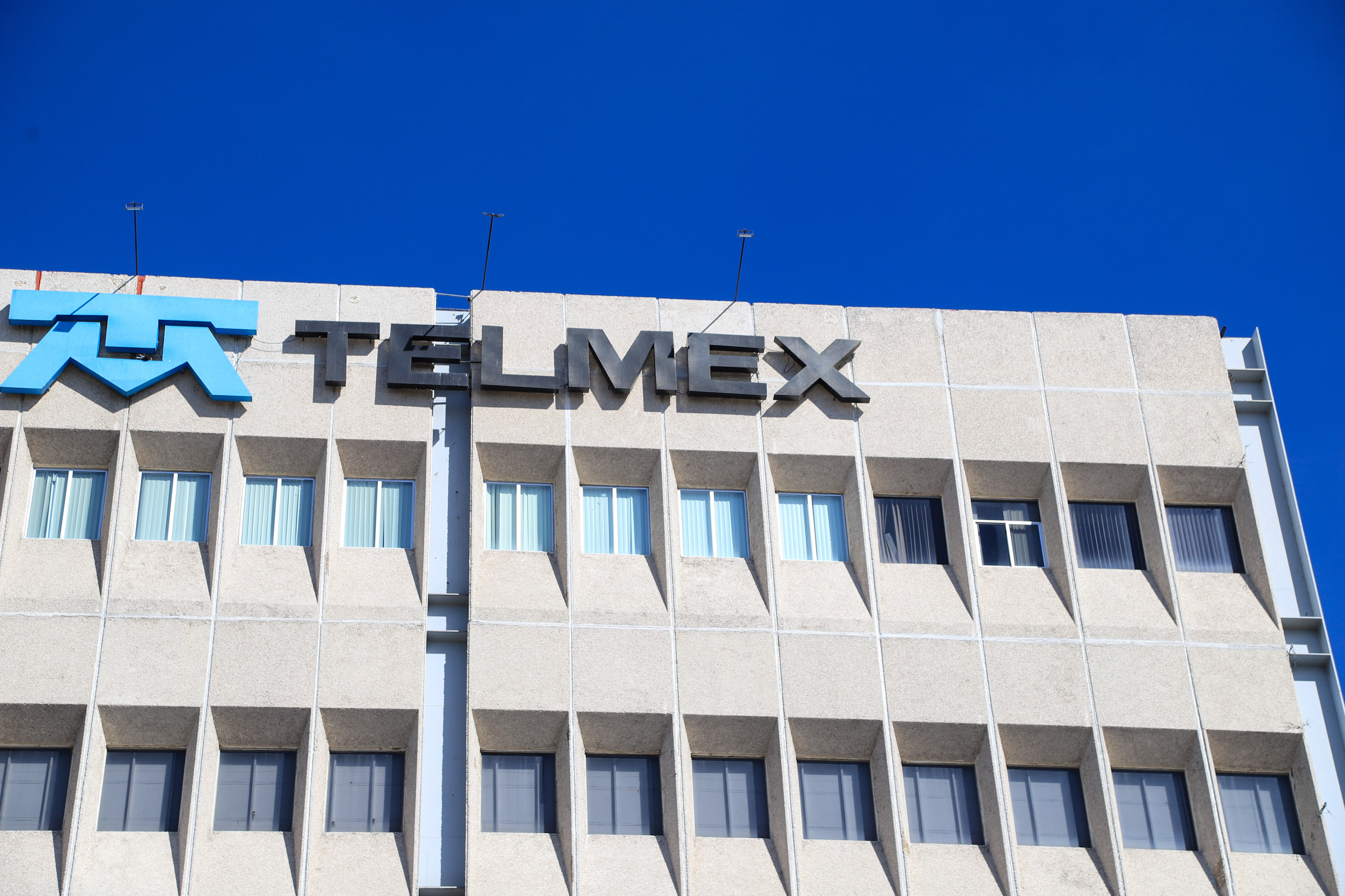 Negociación complicada entre Telmex y Sindicato de Telefonistas