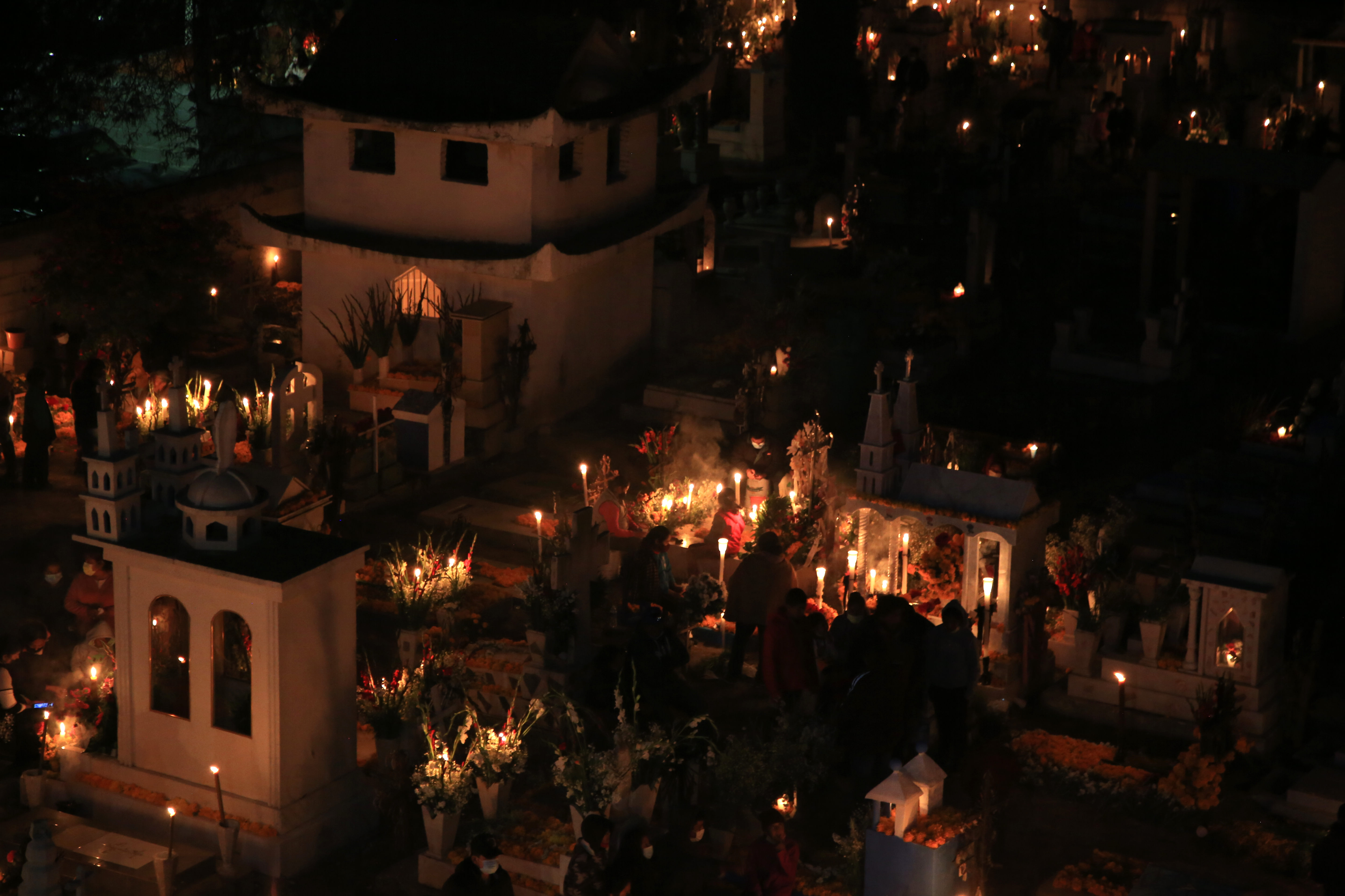 Diferentes formas de festejar el Día de Muertos en Puebla