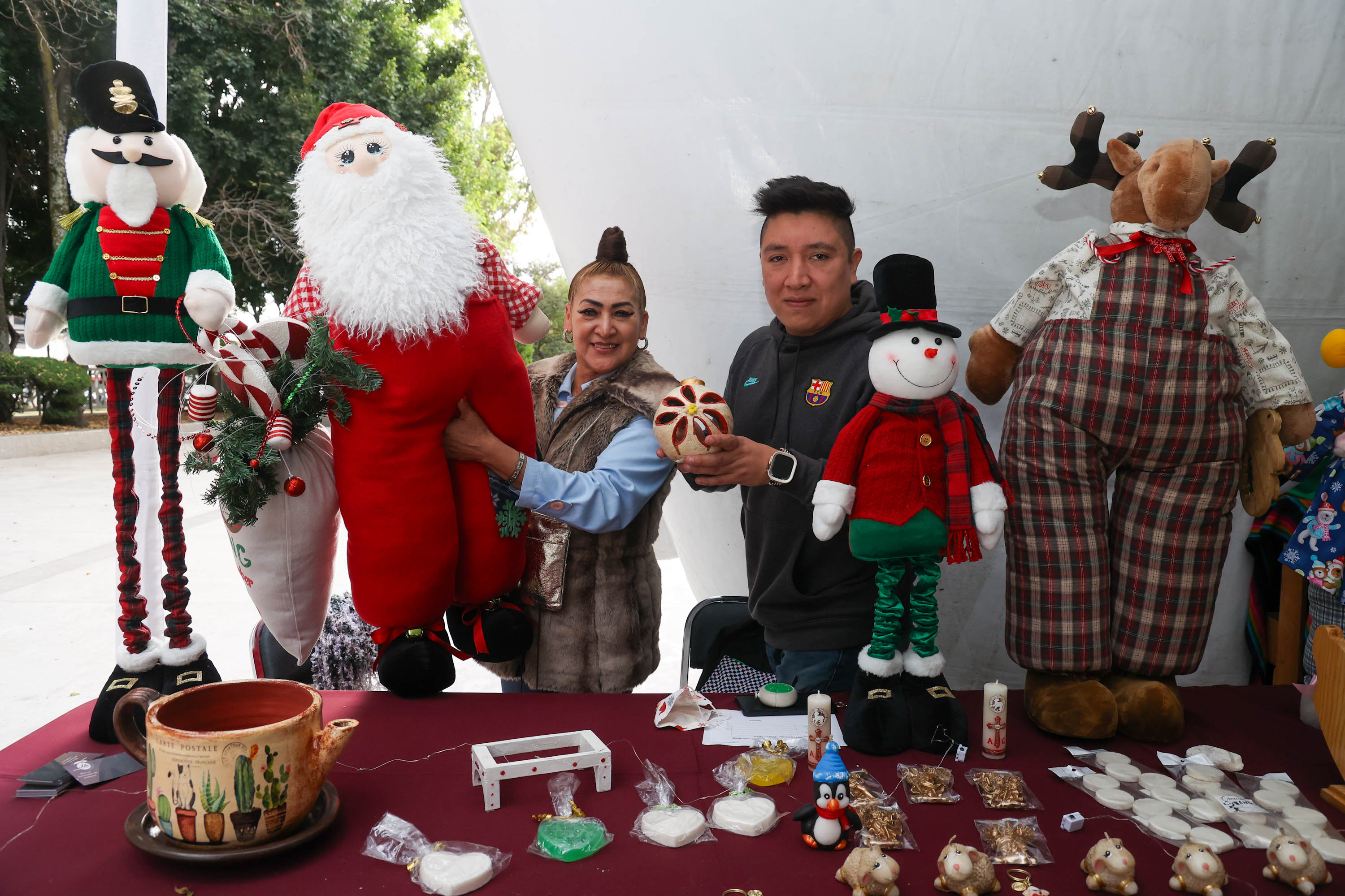 VIDEO Se realiza en el Parque Juárez Bazar Navideño