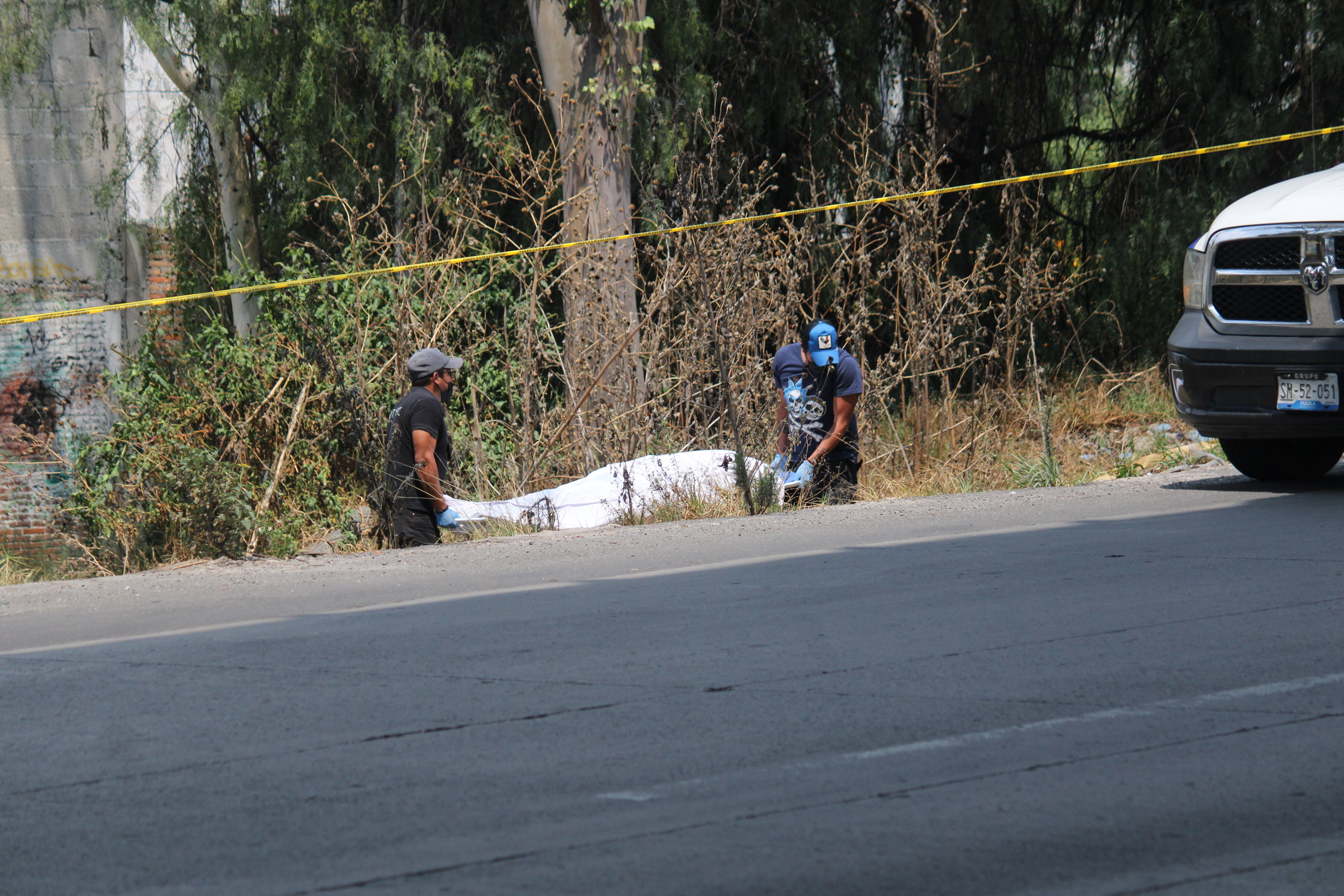 Derrapan motociclistas y mueren sobre la México-Puebla