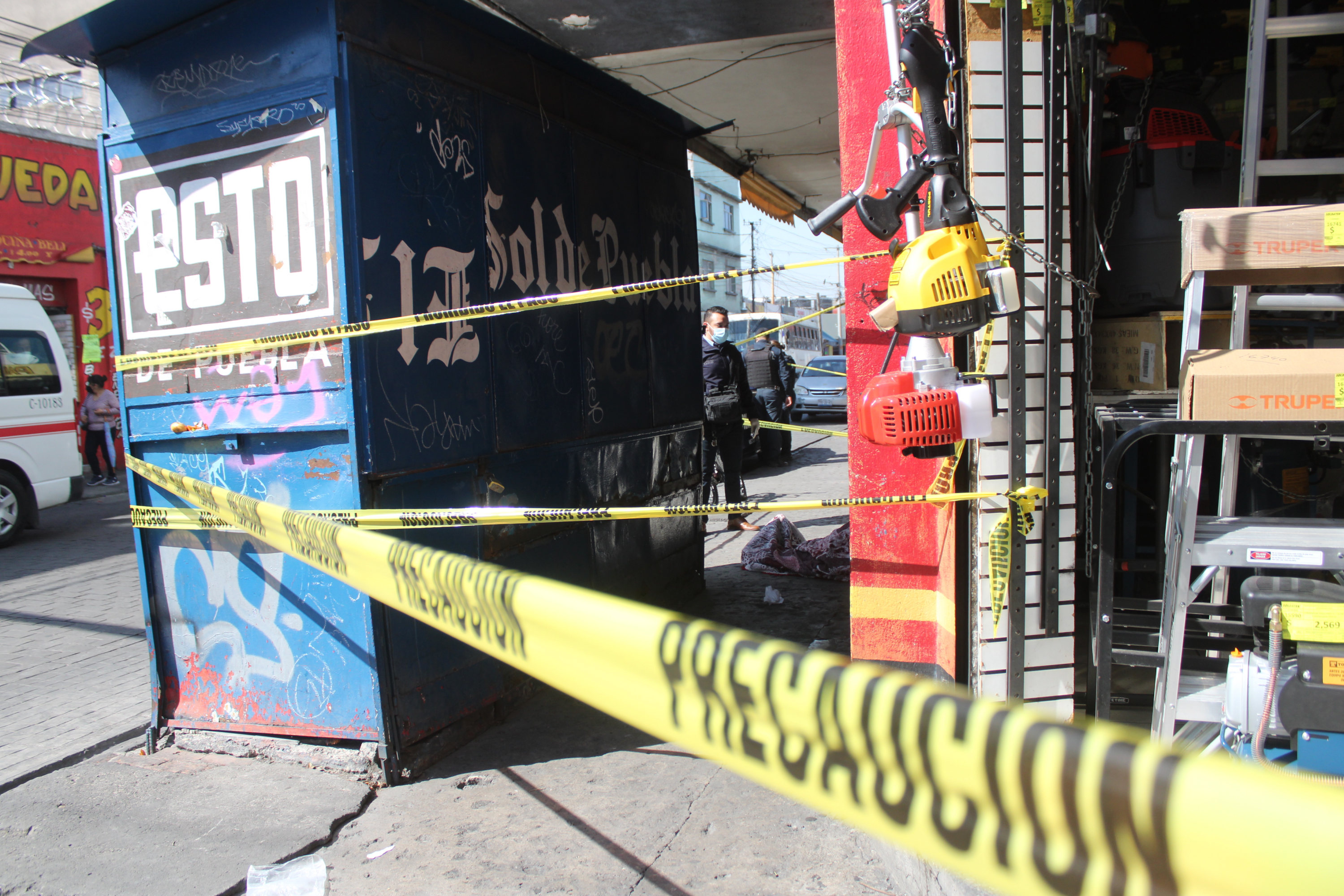 Indigente muere en el Centro de Puebla