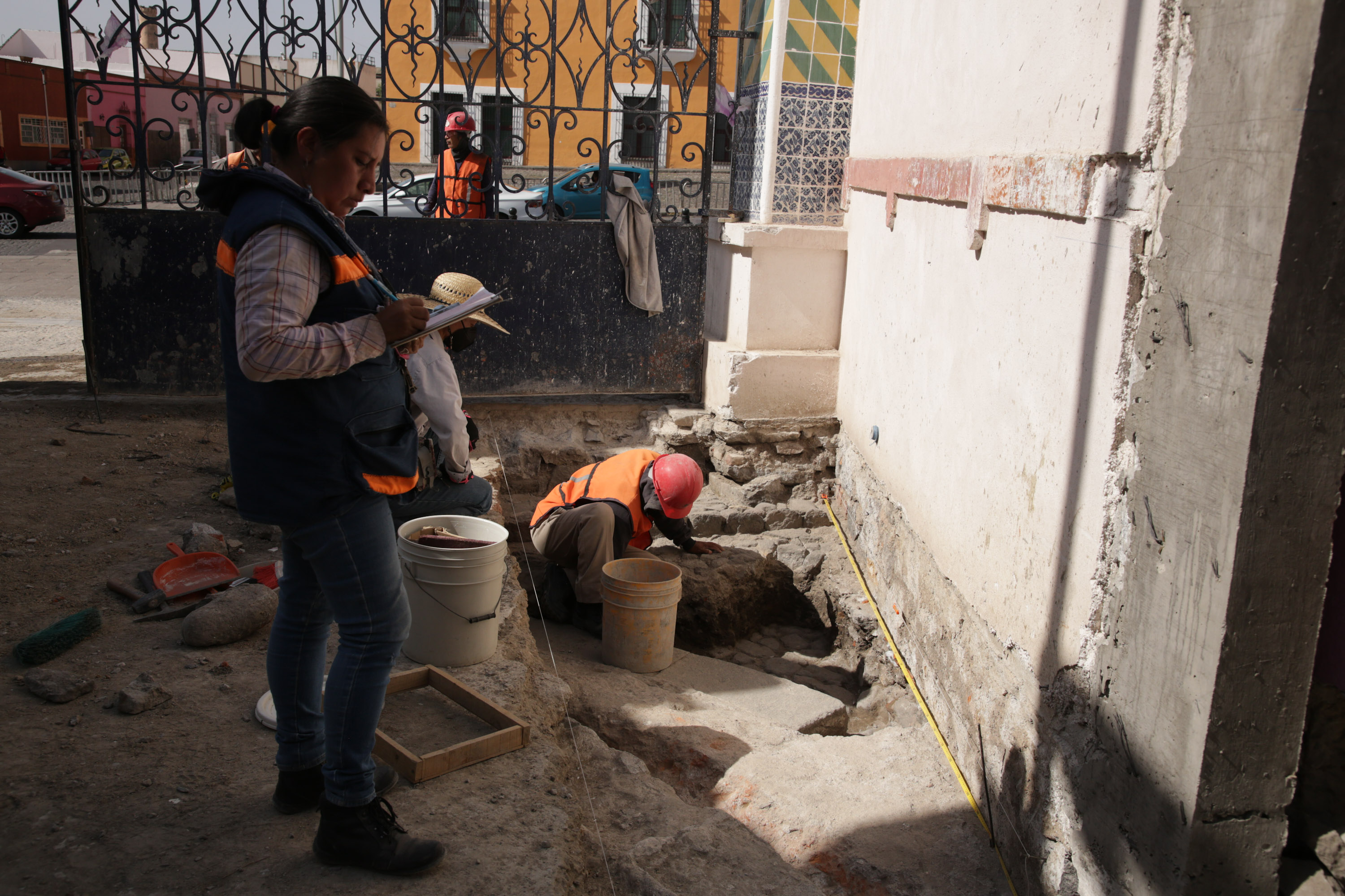 Ahora encuentran una fuente prehispánica en El Alto