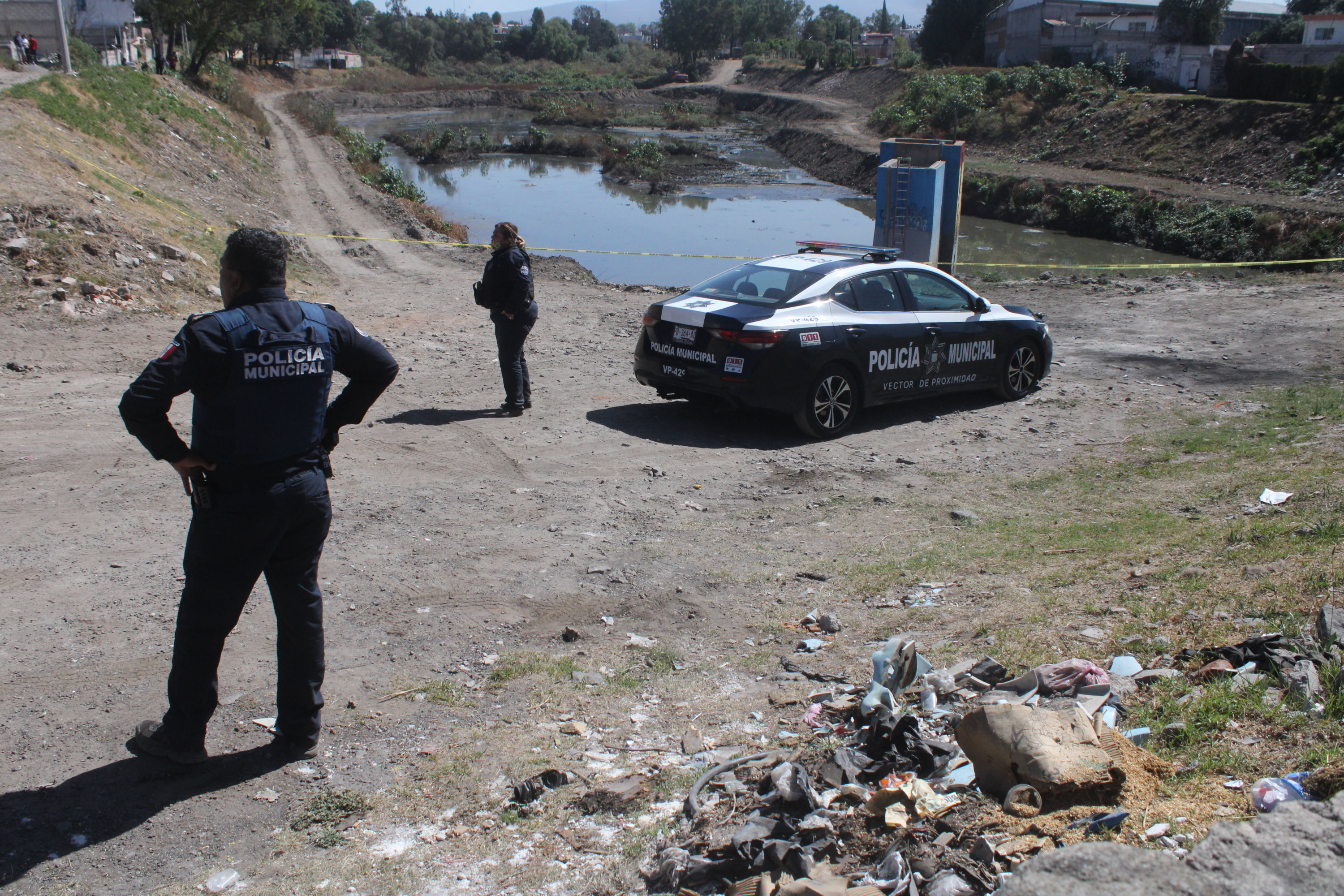 Encuentran sin vida a indigente en el Puente Negro